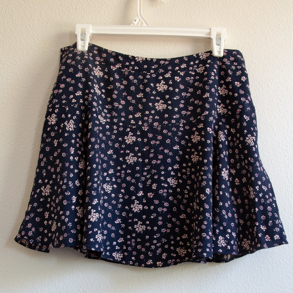Jack Wills Swingy Daisy Floral skirt